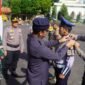 Kapolres Pasuruan, AKBP Jazuli Dani saat pimpin Apel Gelar Pasukan di Lapangan Polres Pasuruan (20/3/).
