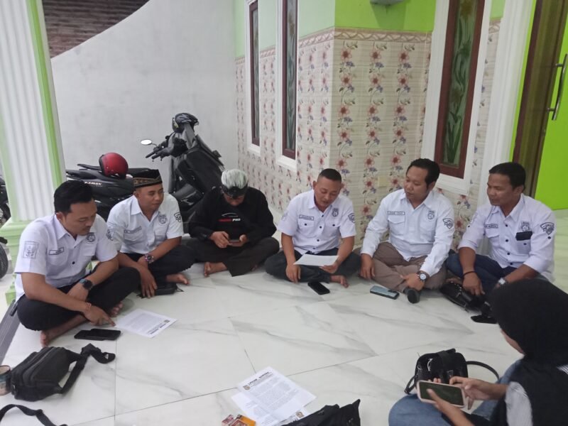 LPKSM SAKERA Pasuruan saat Press release bersama awak media