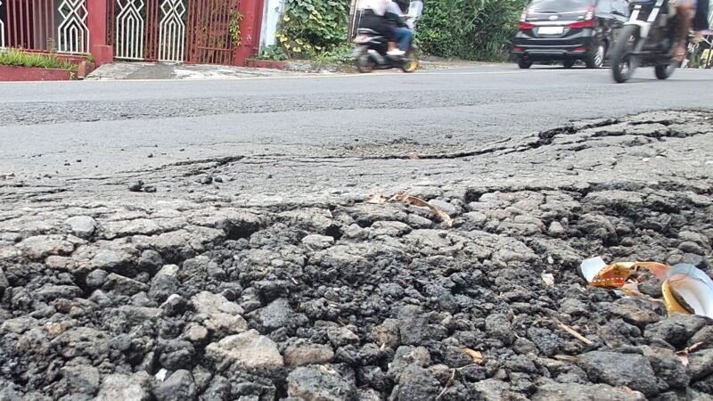 Keterangan : Jalan Malang-Lumajang lewat Dampit Kabupaten Malang