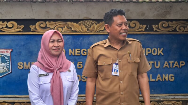 Keterangan foto : Kepsek SDN 2 Klampok Anas Fahruddin. (Agus/ pendoposatu.id)