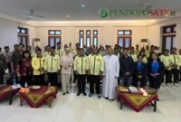 Ketua DPRD Kota Malang Amithya Ratnanggani Sirraduhita (berkerudung)