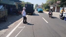 Ket foto. Rehab jalan Kedungrejo Pakis menuju Tumpang saat tahap pelaksanaan