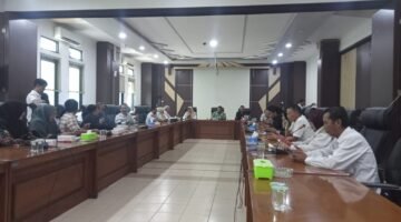 Peduli Terhadap Korban Asusila, Komnas PPA Jawa Timur Datangi DPRD Gelar Audiensi