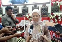 Ketua DPRD Kota Malang, Amithya Ratnanggani Sirraduhita, menegaskan pentingnya kesejahteraan SDM sebagai fondasi pembangunan usai nobar Sidang Tahunan MPR dan pidato kenegaraan Presiden. (Foto : Yn/Pendoposatu)