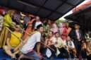Keseruan momen HUT Kemerdekaan ke-80 RI para karyawan PT. Exel Mandiri Malang dikemas dalam parade lomba kostum. (Doc. Sn)