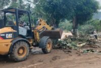 ket foto. pengerahan alatt berak untuk memptrcepat penanganan dampatk banjir