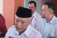 ket foto. Bupati Malang H.M Sanusi saat memberikan keterangan pada awak media perihal pelantikan Sekretaris Daerah dan Kepala Dinas Kesehatan Yang baru