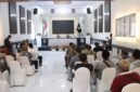 Ket foto. Kapolres Pasuruan AKBP Jazuli Dani Irawan saat audensi dengan perwakilan warga Winongan di Mapolres Pasuruan