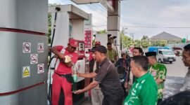 Dokumen foto : satreskrim dan Disperindag saat sidak di SPBU Bangil