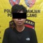 Ket foto. Pelaku penusukan yang berinisial S (30) yang berhasil diringkus jajaran Satreskrim Polres Malang 