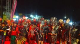 ket foto. Salah satu peserta kirab budaya Gampingan 2025