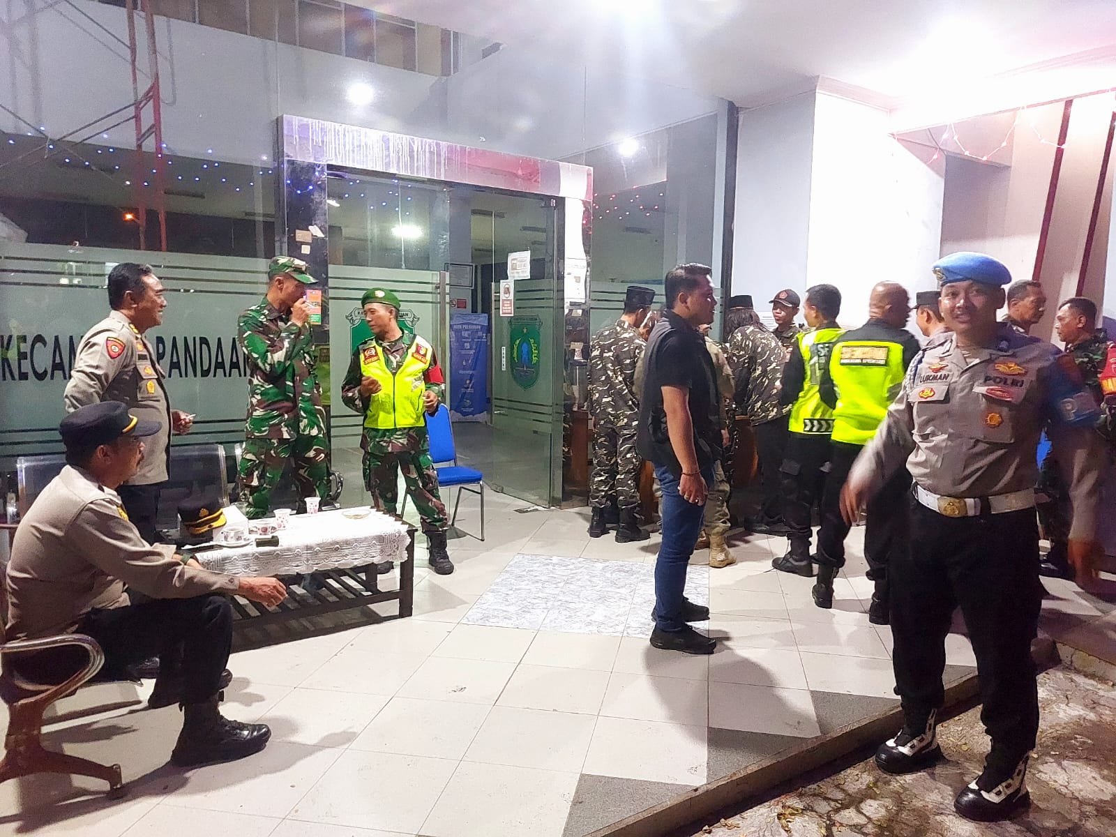 Polres Pasuruan Gelar Patroli Skala Besar, Antisipasi Balap Liar dan Gangster di Malam Akhir Pekan IMG-20251102-WA0020