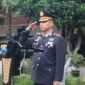 Ket foto. Wakapolres Malang, Kompol Bayu Halim Nugroho, S.H., S.I.K., M.Si., bertindak sebagai inspektur upacara pada peringatan Hari Pahlawan di halaman Mapolres Malang