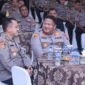 Ket foto:: Kapolres Pasuruan, AKBP Jazuli Dani Iriawan saat diskusi dengan anggota polisi