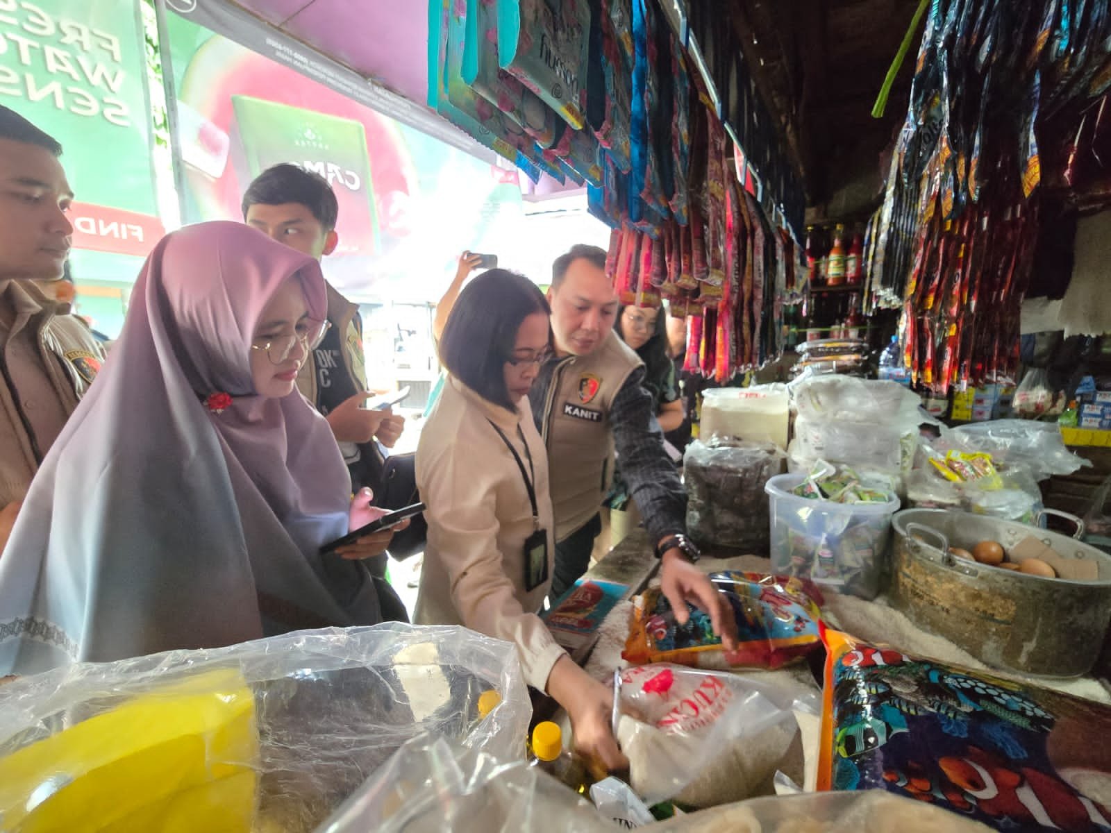 Satgas Pangan Polres Pasuruan Pantau Harga Beras, Temukan Penurunan di Pasar Tradisional IMG-20251114-WA0000