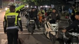 Ket foto. Polresta Malang Kota menggelar Patroli Blue Light skala besar, ratusan motor langgar aturan ditindak tegas