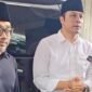 Ket foto. Gus Kautsar saat diwawancara awak media usai acara Haul  Akbar Ke-21 Al Marhum Al Maghfurlah KH Muhsin Syafi'i Mu'assis PPRM Al Maqbul, Desa Kuwolu, Bululawang, Kabupaten Malang 