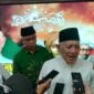Ket foto. Ketua PWNU Jawa Timur, KH Abdul Hakim Mahfudz atau Gus Kikin, didampingi Ketua PCNU se-Malang raya saat diwawancara awak media di Pendopo Agung Kabupaten Malang 