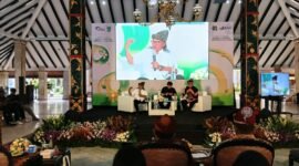 Ket foto. Loka Karya dunia wayang topeng Malang 