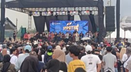 Ket foto. Bromo Sunset Festival Musik 2025 di lapangan Desa Wonorejo Poncokusumo 