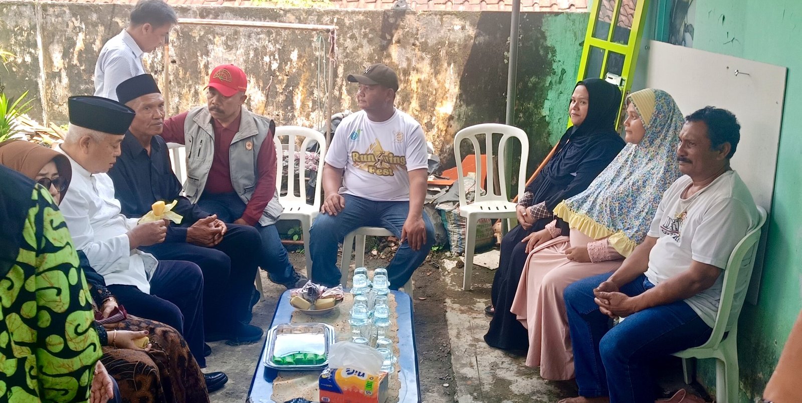Bupati Malang Tinjau Korban Longsor dan Pohon Tumbang di Mulyoarjo Lawang, Bantuan BTT Segera Digulirkan Oplus_16908288