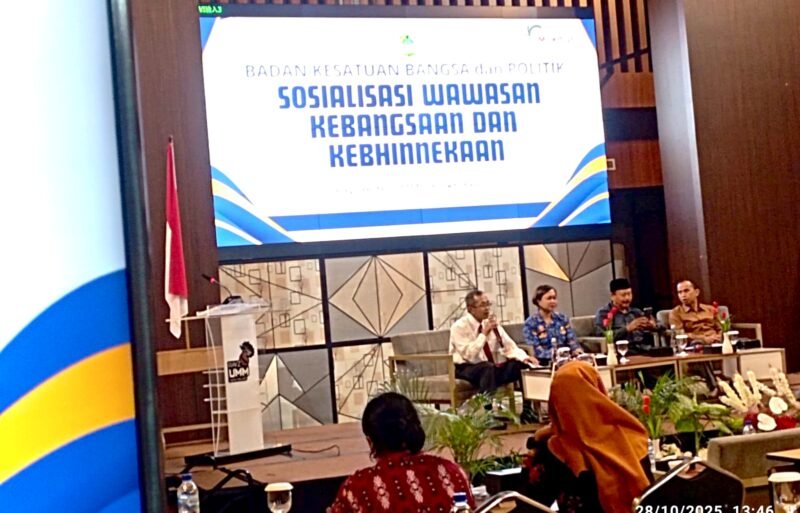 Ket foto. Kepala Badan kesatuan Bangsa dan Politik Kabupaten Malang, Agus Widodo saat paparan sosialisasi Wawasan kebangsaan dan Kebhinekaan 