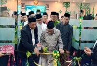 Ket foto. Peresmian gedung baru LP Ma'arif NU Kabupaten Malang oleh ketua Prof.Dr.H. Abdul Malik Amrullah didampingi Ketua PCNU, KH Hamim Kholili dan sesepuh Ma'arif 