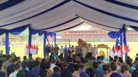 Ket foto. Presiden RI, Prabowo Subianto didampingi Kapolri, Jenderal Polisi Listyo Sigit Prabowo, Panglima TNI, Jenderal, Agus Subianto dan beberapa menteri saat menyampaikan sambutan pada peresmian SMA Taruna Nusantara Malang