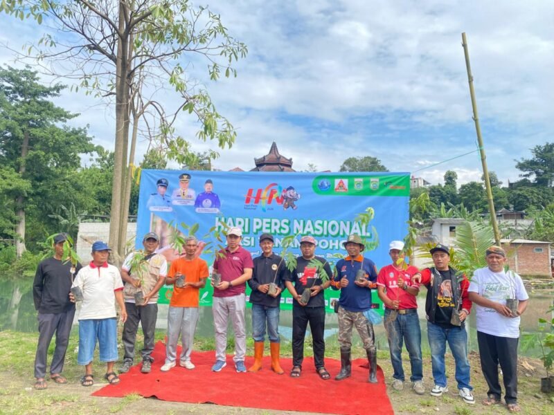Ket foto. aksi tanam 1000 pohon dan tebar benih ikan nila dalam rangka HPN tahun 2026