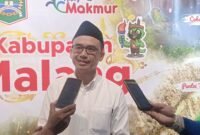 Ket foto. Dewan Penasihat Pimpinan Wilayah (PW) GP Ansor Jawa Timur, H. Makhrus Sholeh, S.H. saat diwawancara awak media di Pendopo Agung 