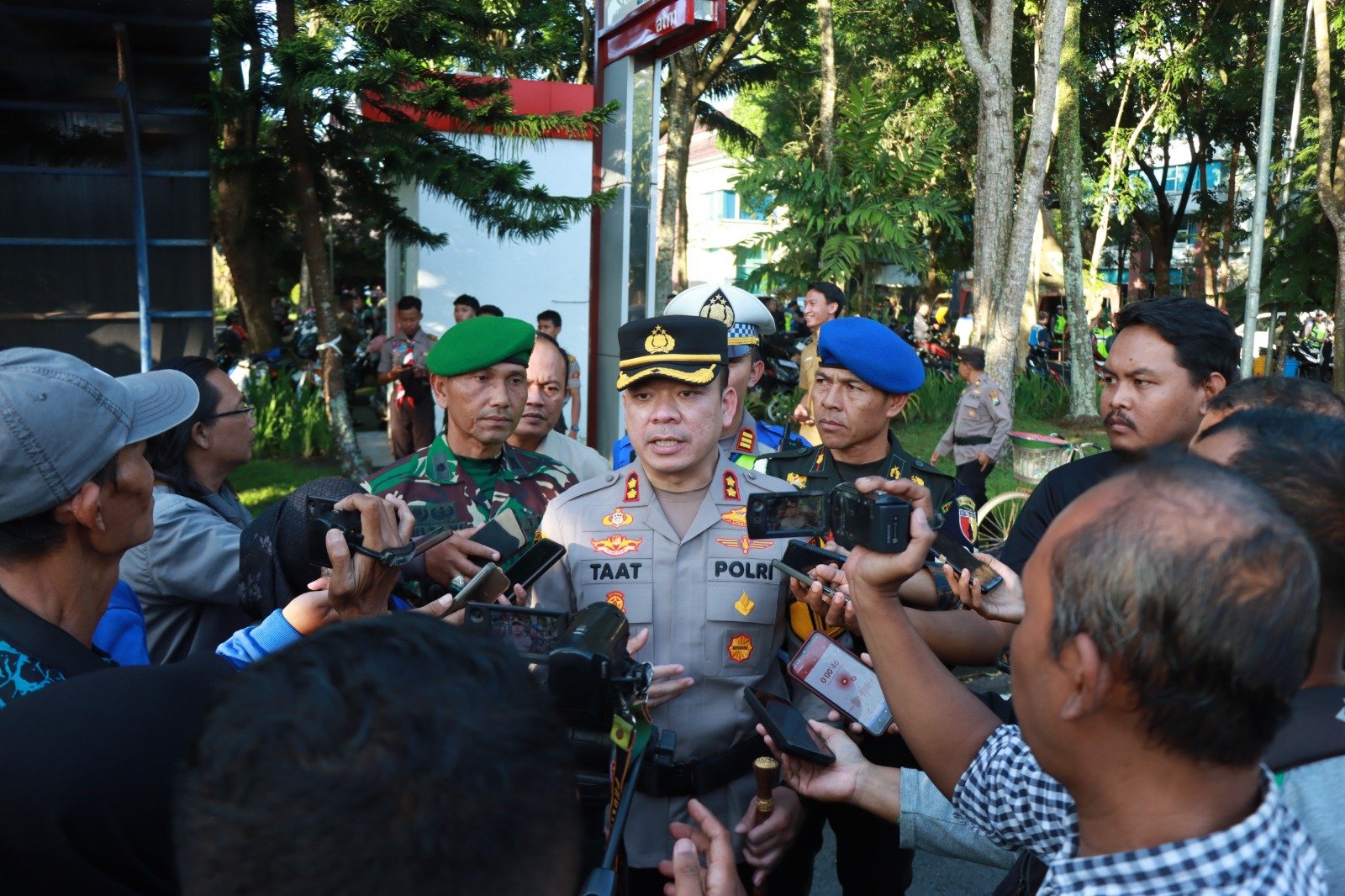 Polres Malang Siagakan 8 Pos Pengamanan dan Pelayanan Mudik Lebaran 2026 IMG-20260314-WA0025