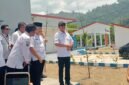 Ket foto. Menteri Kelautan dan Perikanan RI Wahyu Sakti Trenggono didampingi Bupati Malang, HM Sanusi dan jajaran OPD saat berdialog dengan Dandim 0818 Kabupaten Malang dan Batu, Letkol Czi Bayu Nugroho, di KNMP Sipelot Pujiharjo 