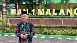 Ket foto. Kepala Sekolah Madrasah Aliyah Negeri Malang Gondanglegi, Ahmad Musthofa 