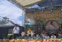 Ket foto. Bupati Malang, HM Sanusi saat memberikan sambutan di halal bi halal dan pengajian umum di Kecamatan Donomulyo 