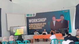Ket foto. Workshop yang dilaksanakan SMK NuSa Poncokusumo 