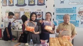 Ket foto. Salah satu ruangan kelas SMAN 1 Tumpang yang dijadikan tempat produksi roti non sugar 