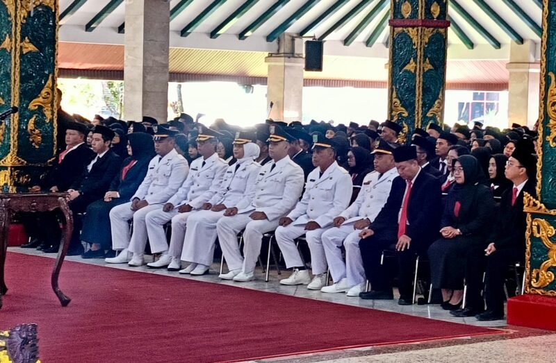 Ket foto. Pelantikan JPT Pratama dan beberapa administrator, Pejabat Fungsional dan Kepala Sekolah di lingkungan Pemerintah Kabupaten Malang 