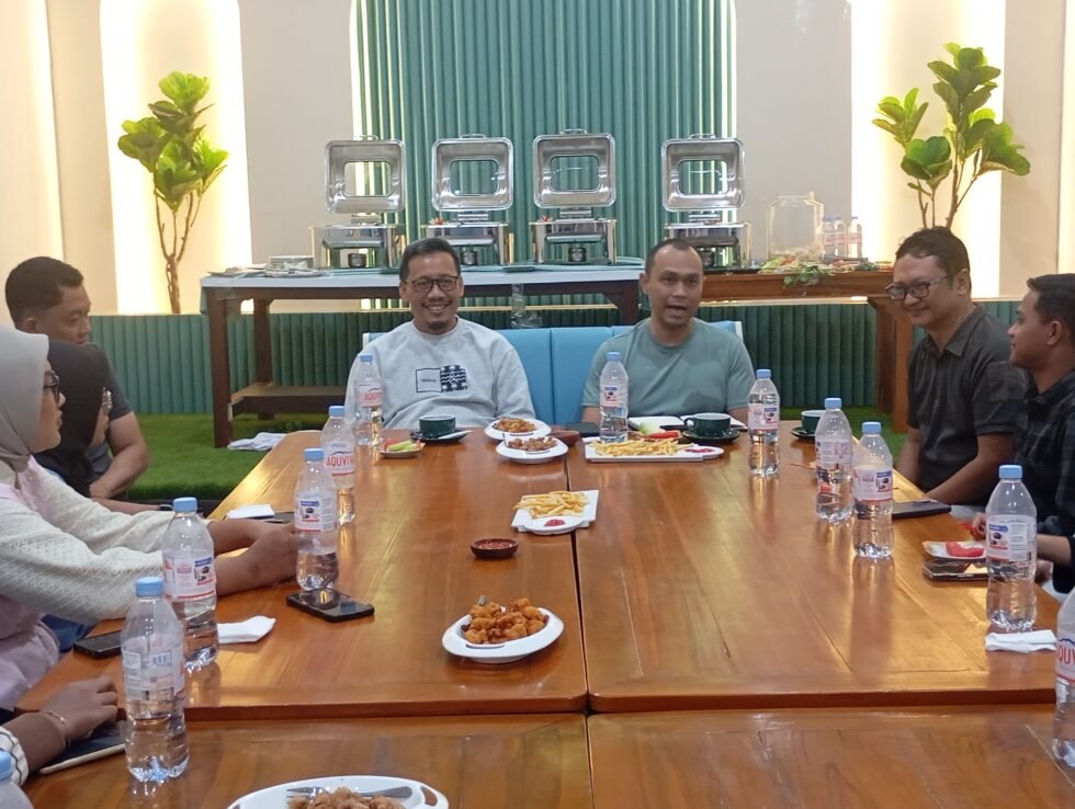 Kapolresta Malang Diskusi dengan Mahasiswa UWG, Ajak Lawan Miras, Narkoba, dan Penipuan Online IMG-20260524-WA0053