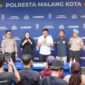 Ket foto. Kasat Reskrim Polresta Malang Kota AKP Rahmad Aji Prabowo didampingi Kasi Humas Ipda Lukman Sobhikin saat konferensi pers di depan Ballroom Sanika Satyawada.