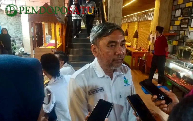 Ketua GAPEMBI Malang raya, Djoni Sudjatmiko Saat Diwawancara Awak Media Usai Raker (Foto: Seno Pendoposatu)