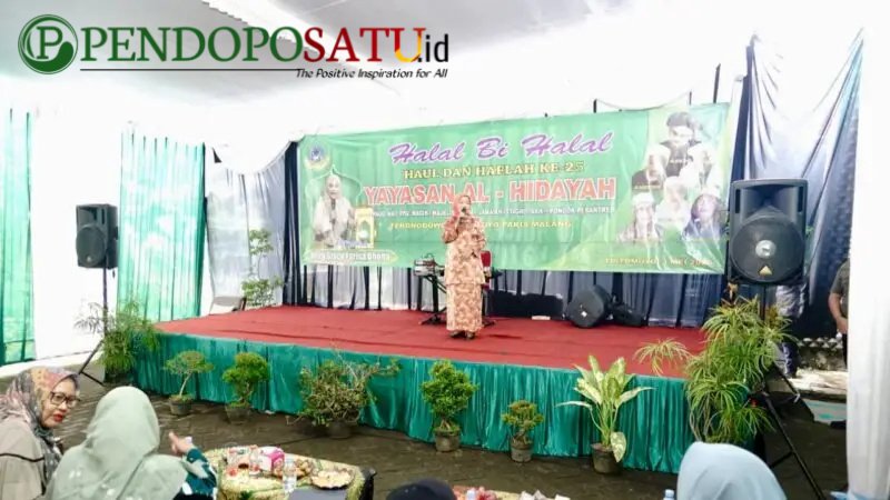 Wakil Bupati Malang, Hj.Lathifah Shohib Saat Menghadiri Acara Halal Bihalal di Yayasan Al-Hidayah Pakis (Foto: Seno pendoposatu.id)