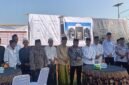 Bupati Malang, HM Sanusi didampingi pengasuh Pondok Pesantren Raudlatul Ulum 2 KH Hamim Kholili dan beberapa OPD usai peletakan batu pertama pembangunan Ponpes