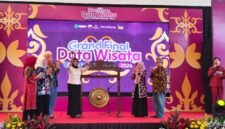 Wakil Bupati Sidoarjo, Hj.Mimik Idayana Saat Meresmikan Duta Promosi Wisata
