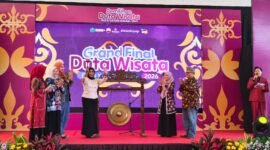 Wakil Bupati Sidoarjo, Hj.Mimik Idayana Saat Meresmikan Duta Promosi Wisata