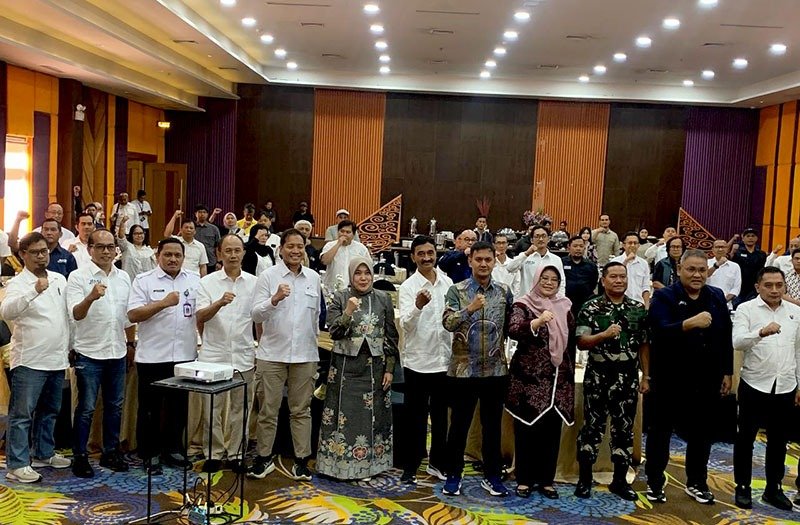 Foto Bersama Pengurus JMSI Jatim (2025-2030) Dengan Tamu Undangan