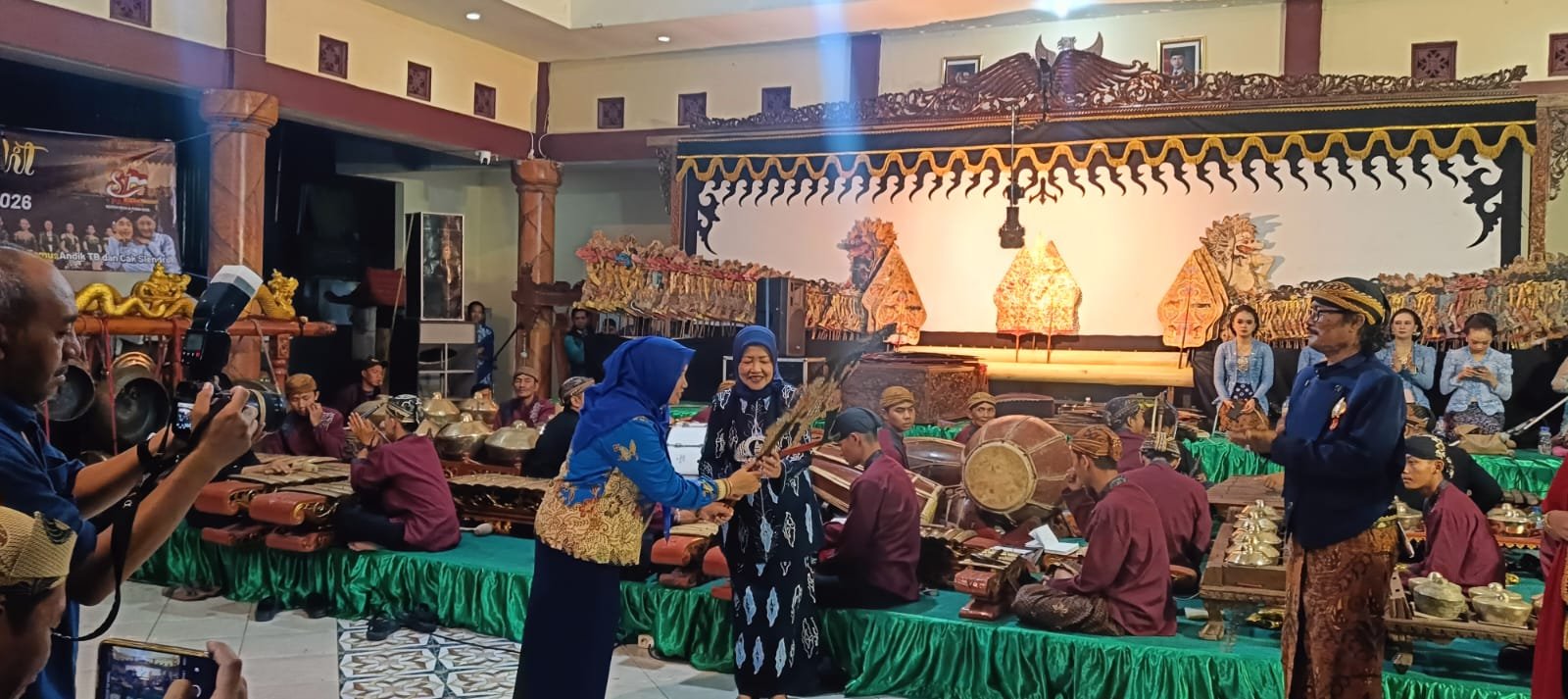 Warga Bedali Guyub Jaga Tradisi, Bersih Desa Jadi Simbol Persatuan Masyarakat Lawang Warga Bedali Guyub Jaga Tradisi, Bersih Desa Jadi Simbol Persatuan Masyarakat Lawang
