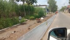 Pelebaran Ruas Jalan Kabupaten Wilayah Malang Selatan (Foto: Bgs)