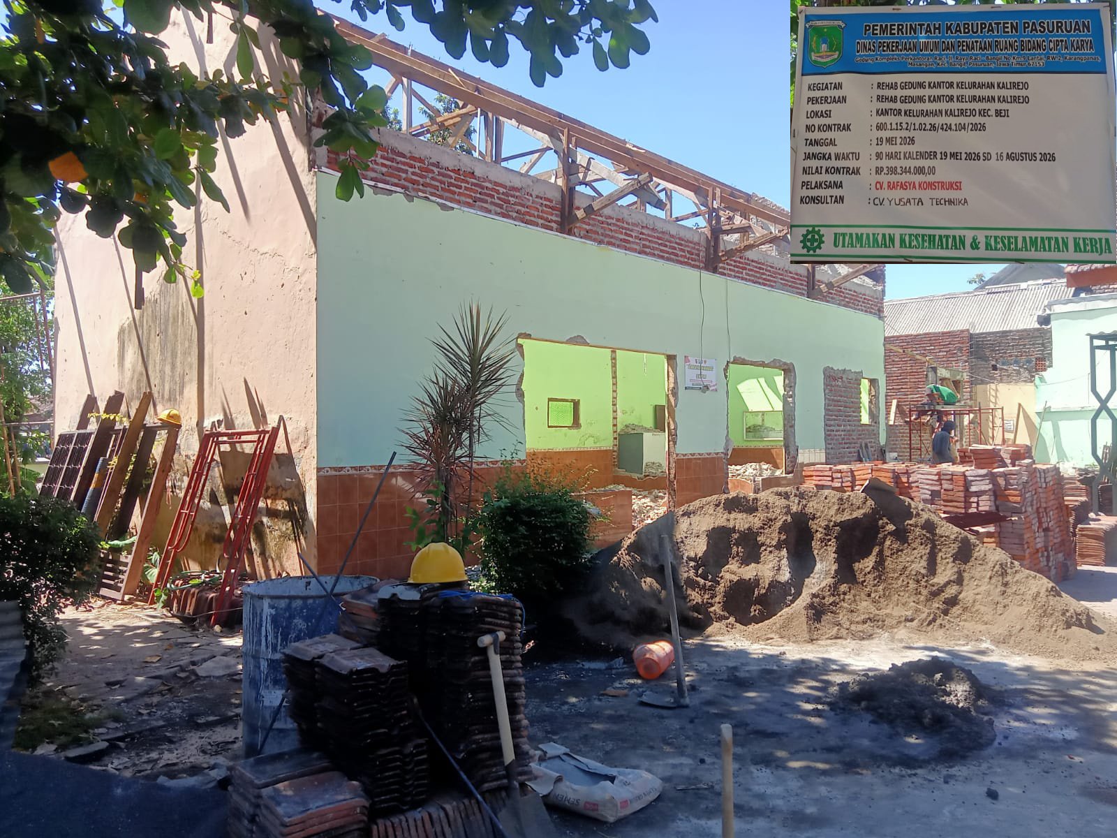 Anggaran Rp.398 Juta Rehab Gedung Kantor Kelurahan Kalirejo Bangil Mulai Dikerjakan