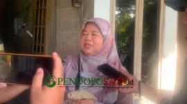Tim Auditor Inspektorat Jendral Kementan, Sugiarti, Saat Di Wawancarai Awak Media (Foto: Nadia Pendoposatu)