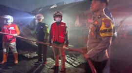Kebakaran Di Pasar Turen Masih Dalam Tahap Penyelidikan Polres Malang (Foto: Seno Pendoposatu)